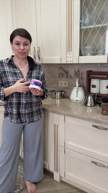 Видеоотзыв о крем-пасте Easy Clean 4